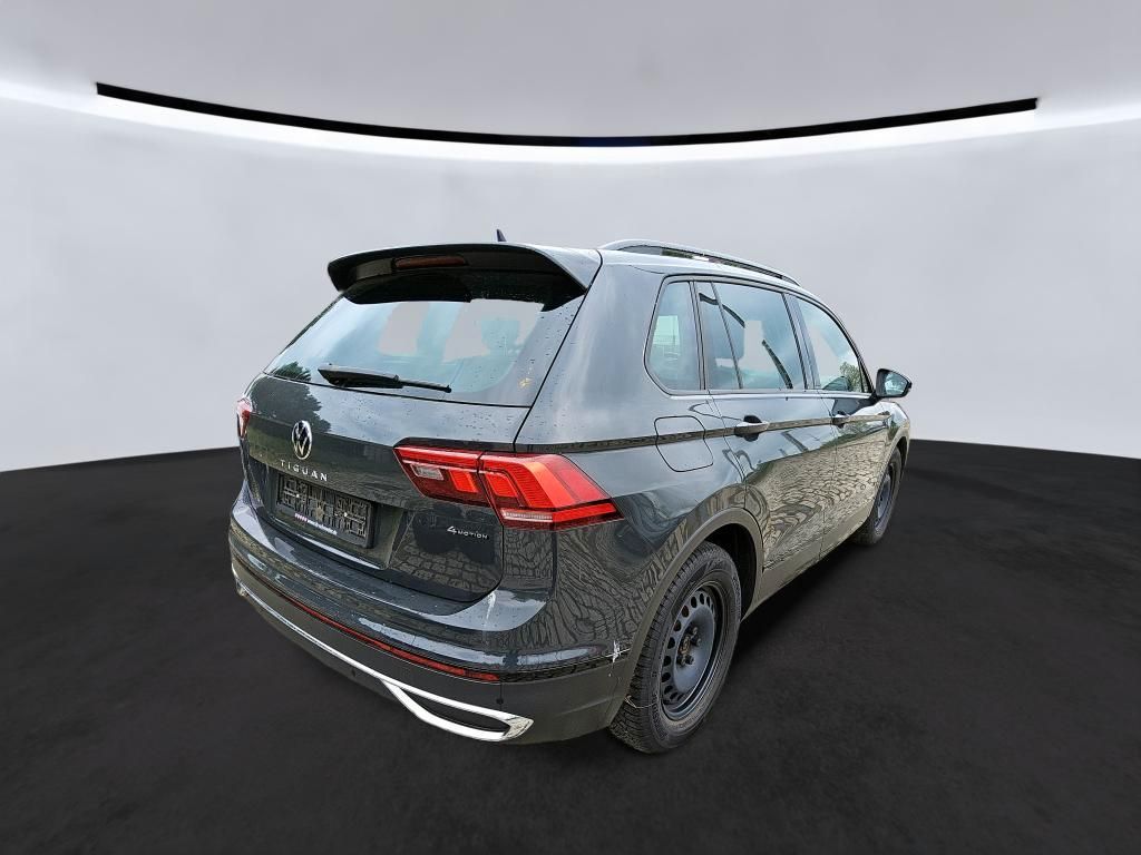 Fahrzeugabbildung Volkswagen Tiguan 2.0 TSI 4 Motion DSG Urban Sport CarPlay