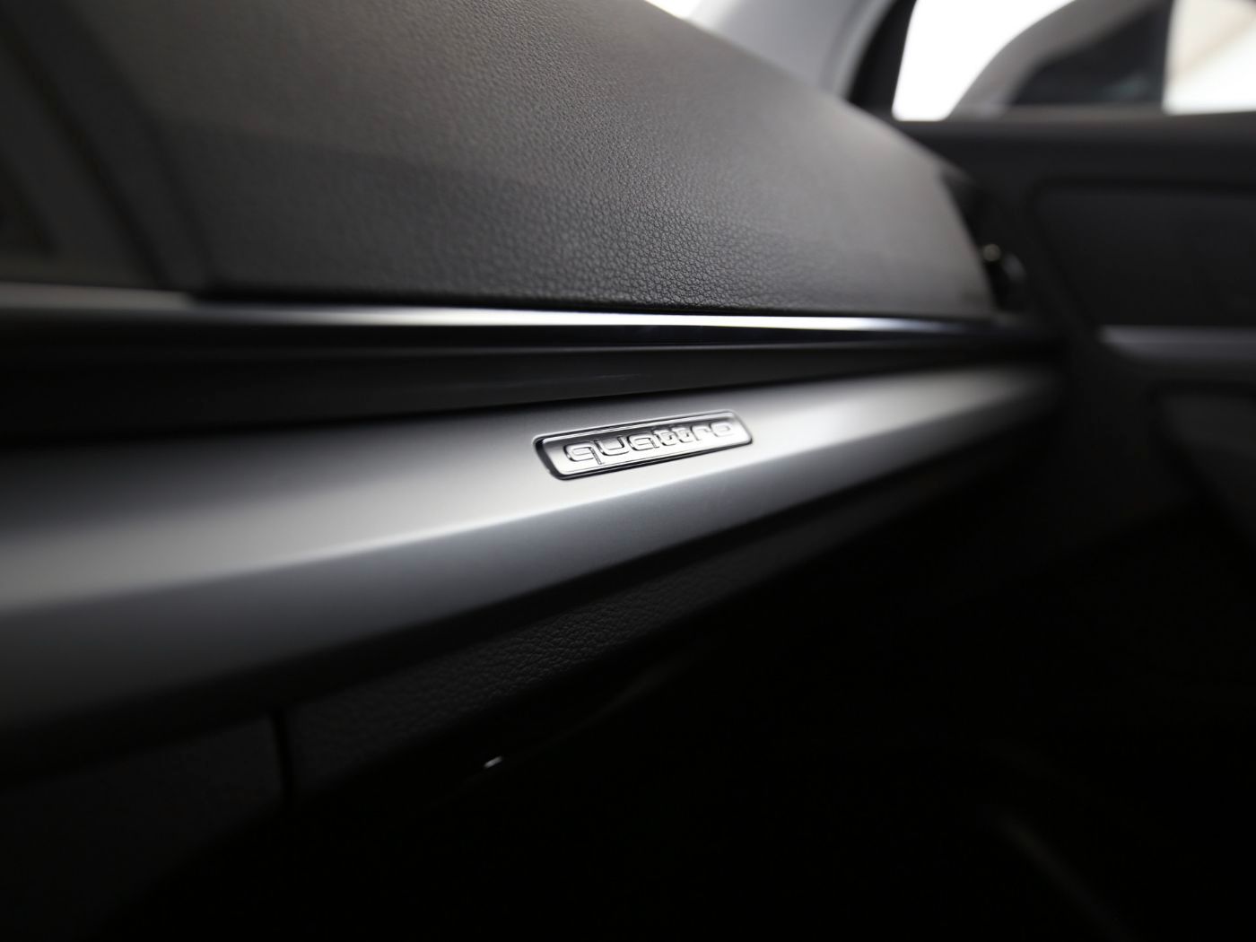 Fahrzeugabbildung Audi Q5 50 TDI quattro S line 2023 (Facelift) Matrix