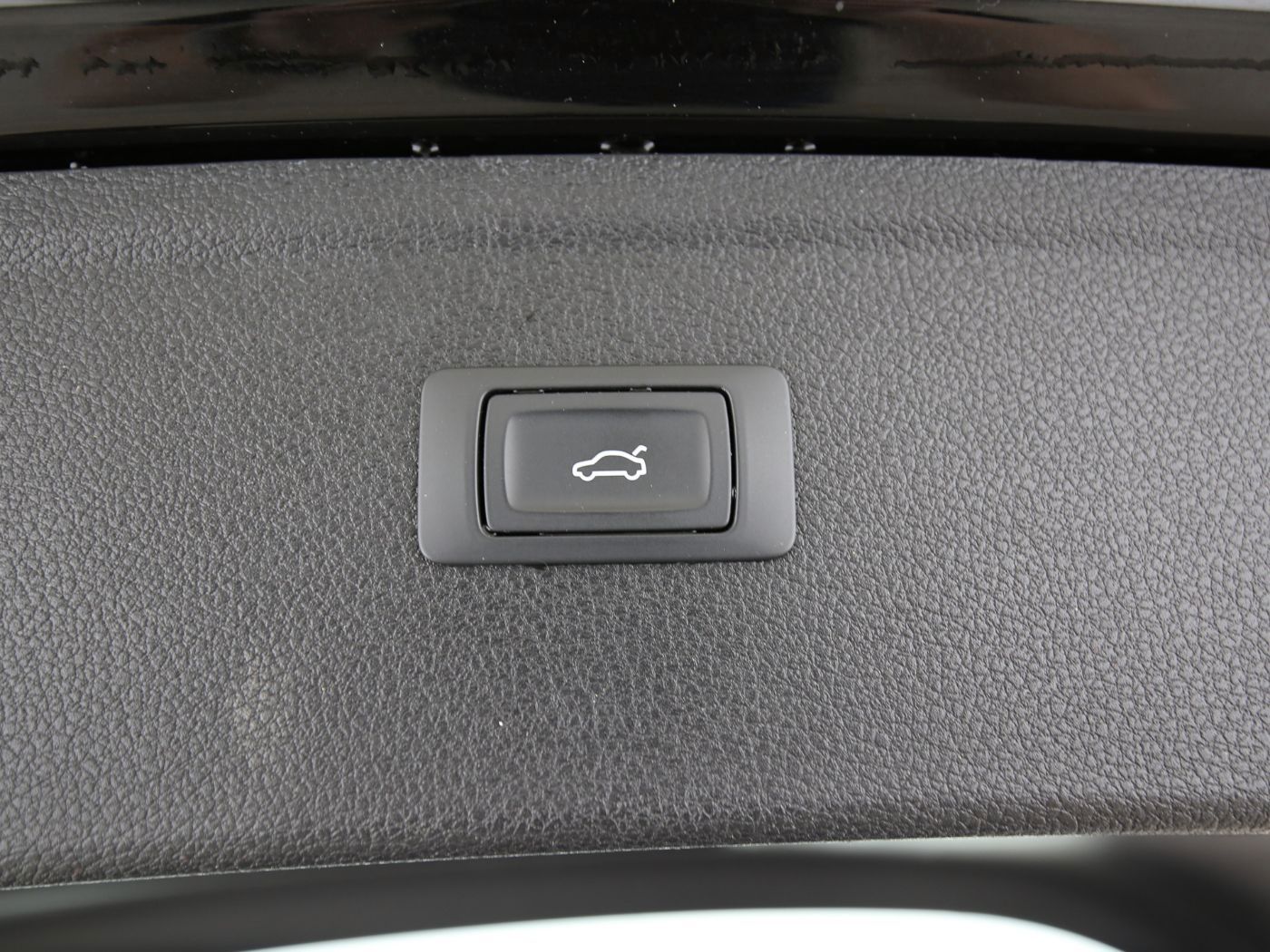 Fahrzeugabbildung Audi Q5 50 TDI quattro S line 2023 (Facelift) Matrix