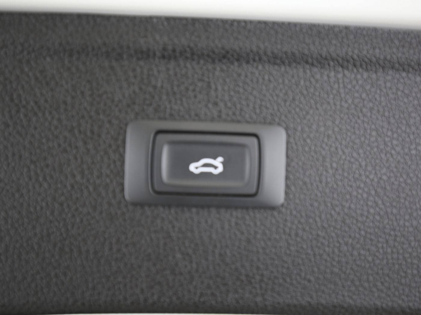 Fahrzeugabbildung Audi Q5 40 TDI quattro S tronic advanced AHK|HUD|ACC
