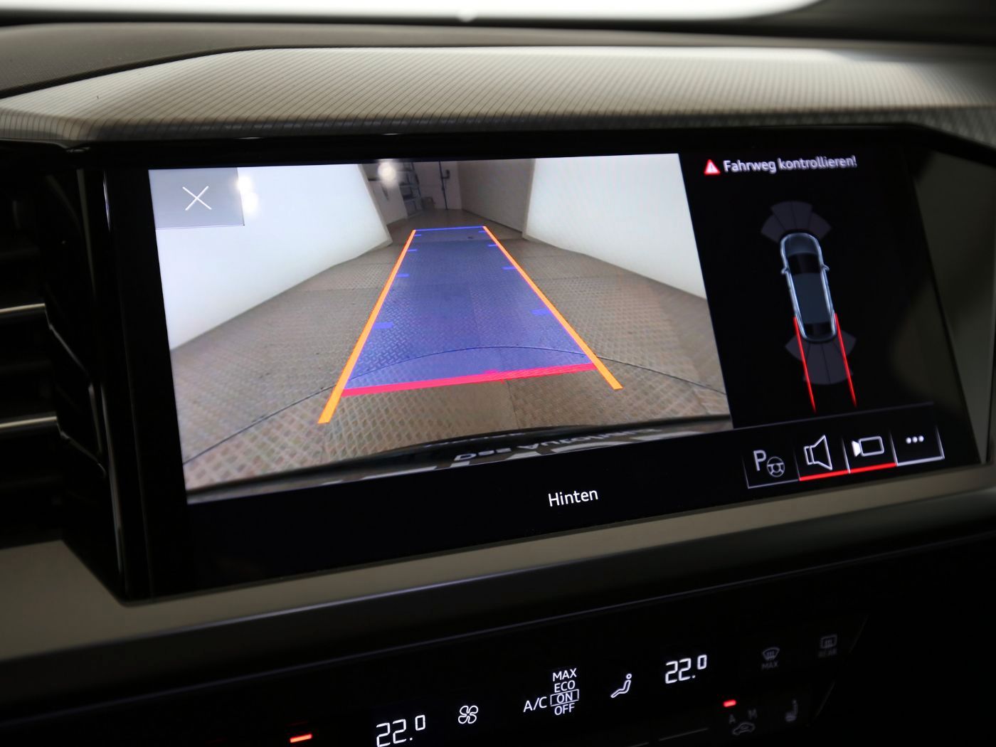Fahrzeugabbildung Audi Q4 e-tron Sportback 40 e-tron 2023 Matrix|ACC|LM