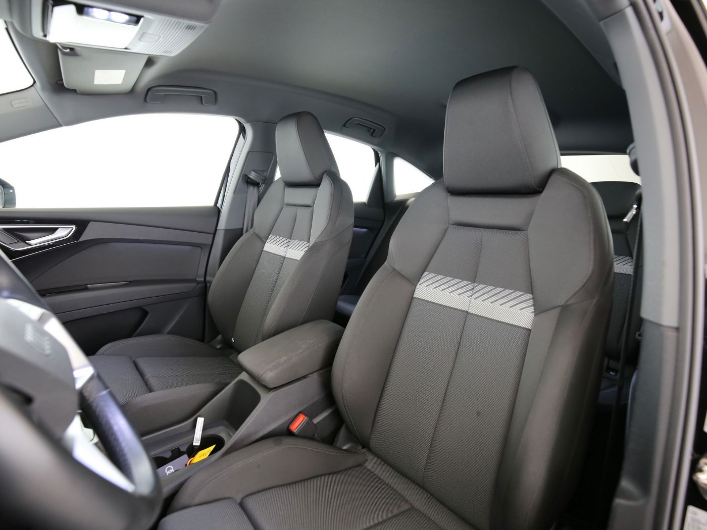 Fahrzeugabbildung Audi Q4 e-tron Sportback 40 e-tron 2023 Matrix|ACC|LM