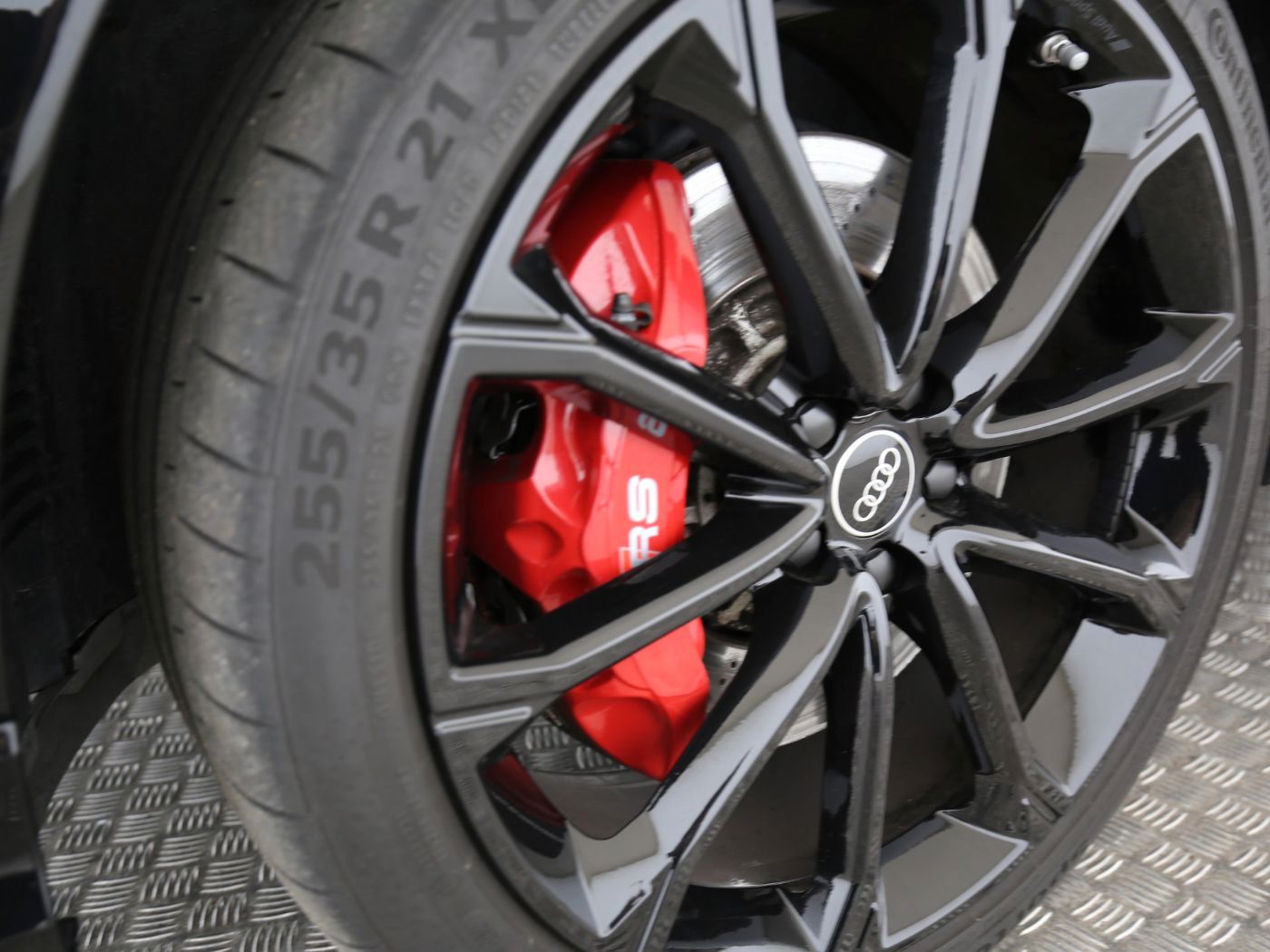 Fahrzeugabbildung Audi RS Q3 Sportback 2.5 TFSI quattro 2023 CarPlay|LM