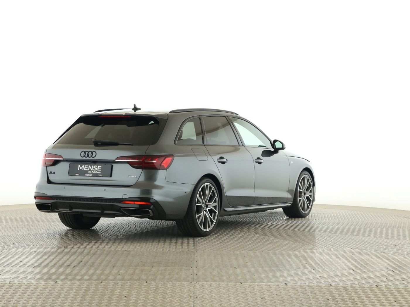 Fahrzeugabbildung Audi A4 Avant 40 TFSI quattro S line 202 (Facelift)