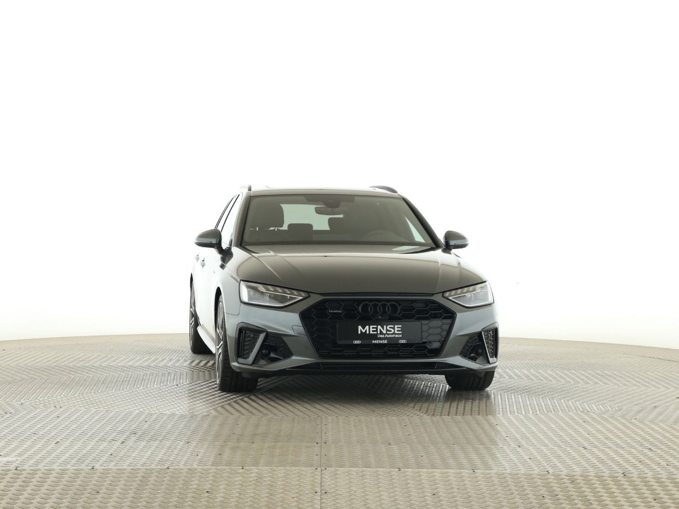 Fahrzeugabbildung Audi A4 Avant 40 TFSI quattro S line 202 (Facelift)