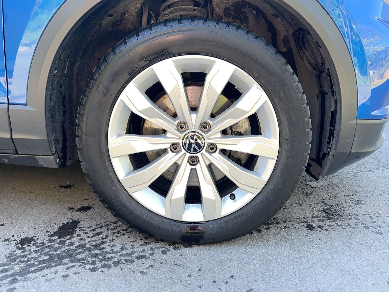 Fahrzeugabbildung Volkswagen T-Roc 2.0 TDI DSG Sport CarPlay|AHK|Standhzg|ACC