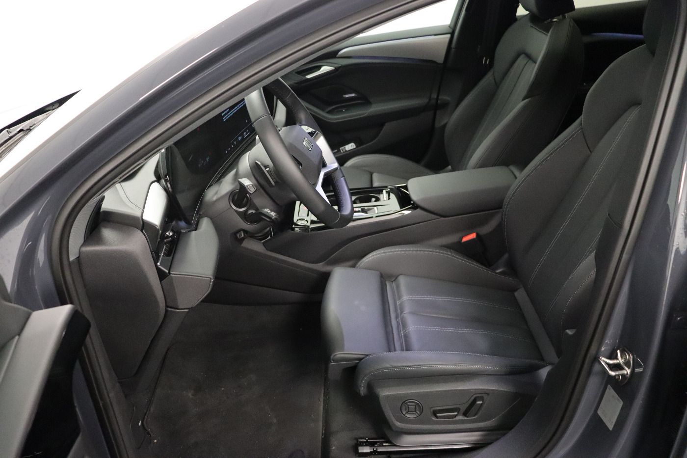 Fahrzeugabbildung Audi A6 Avant e-tron S line B&O|AHK|HUD|Luft|Pano|ACC
