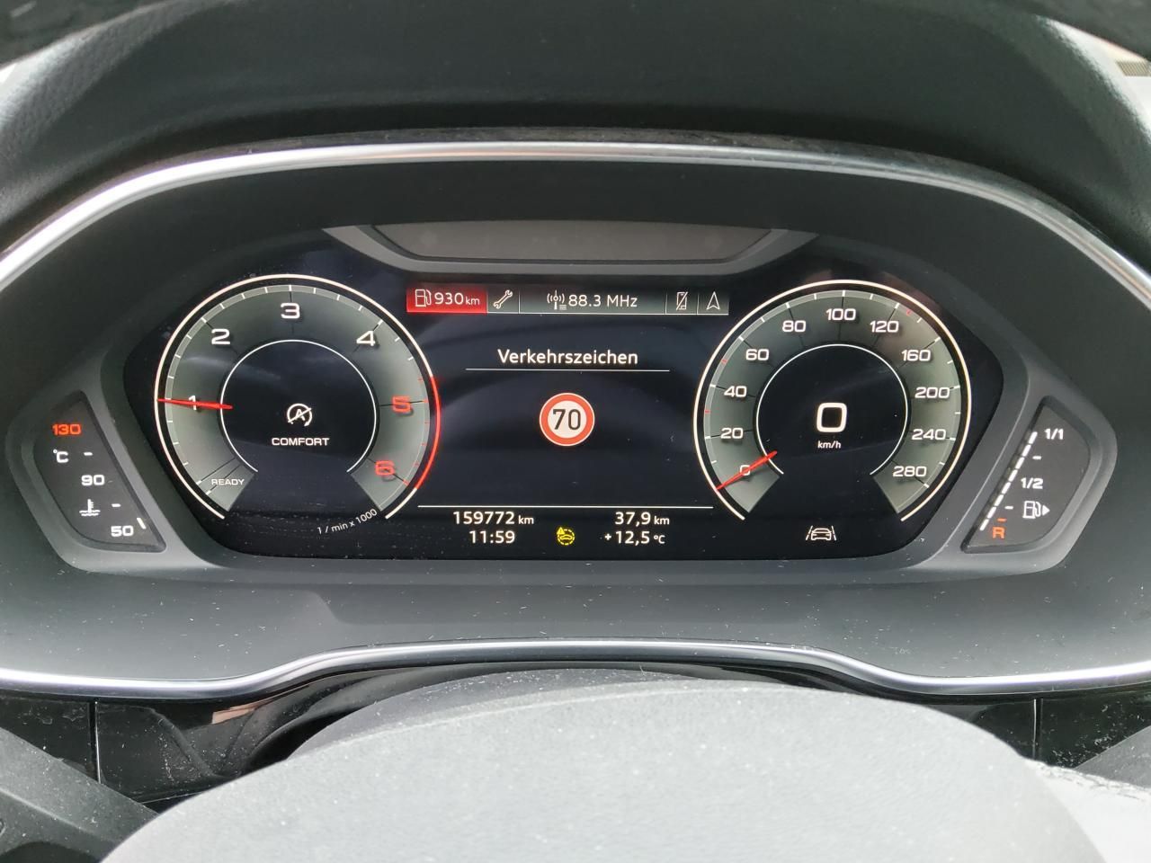 Fahrzeugabbildung Audi Q3 Sportback 35 TDI S line 2024 CarPlay|AHK|LED