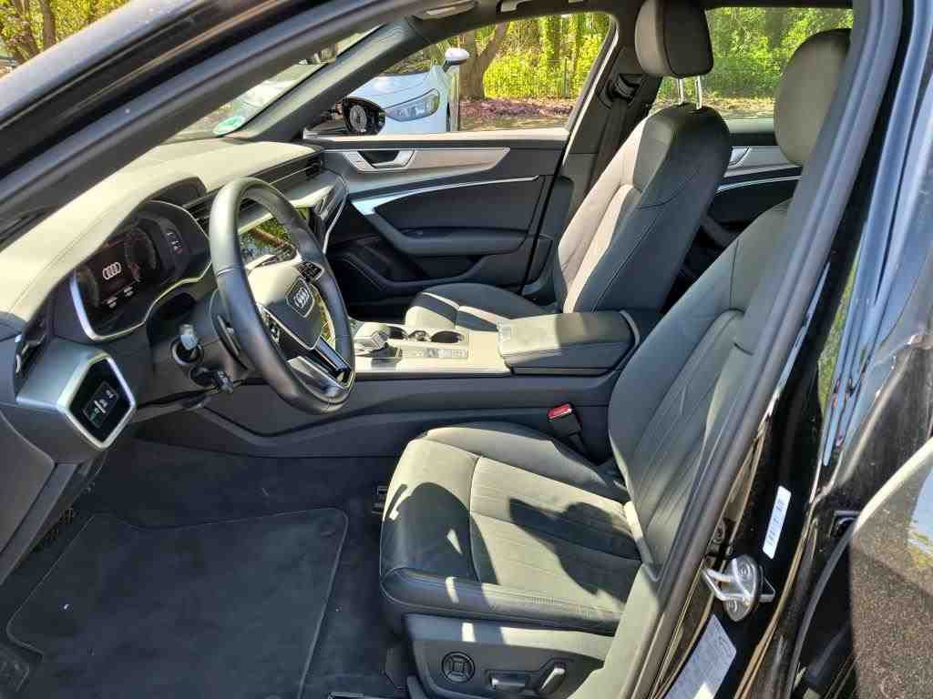 Fahrzeugabbildung Audi A6 Avant 2.0 TFSI quattro S- tronic Design Pano