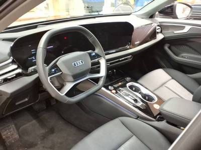 Fahrzeugabbildung Audi A6 Avant TDI quattro 150 kW S tronic B&O|AHK|HUD