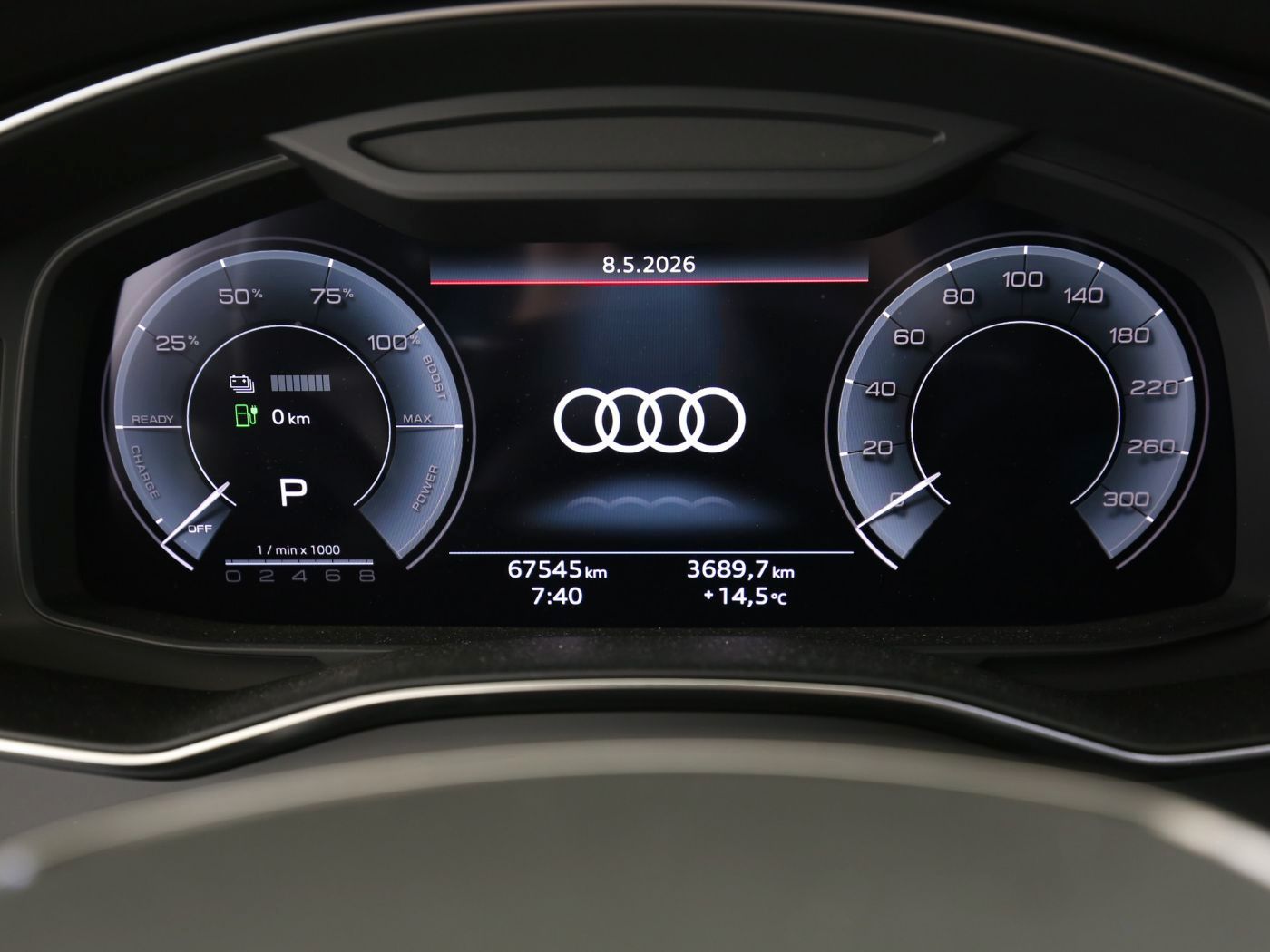 Fahrzeugabbildung Audi A6 Avant 55 TFSI e quattro sport Matrix|B&O|ACC