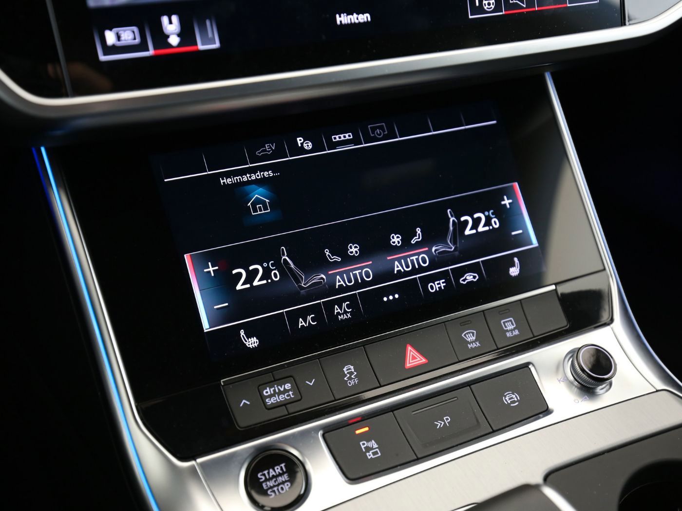 Fahrzeugabbildung Audi A6 Avant 55 TFSI e quattro sport Matrix|B&O|ACC