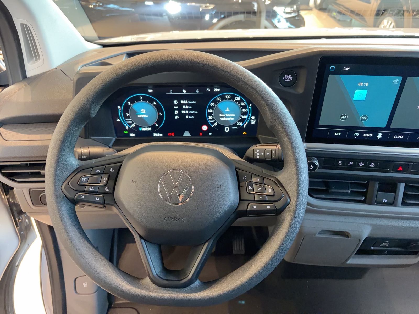 Fahrzeugabbildung Volkswagen Transporter Kasten Plus TDI LR CarPlay|AHK