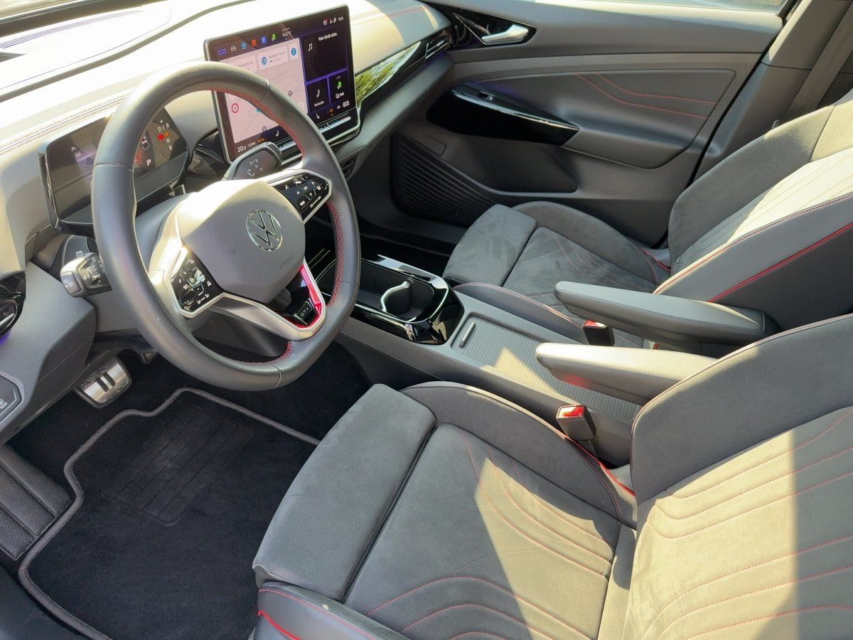 Fahrzeug autohaus mense Fahrzeugabbildung Volkswagen ID.4 GTX 4MOTION 79 kWh 1-Gang-Automatik Matrix - mit KI generiert/bearbeitet