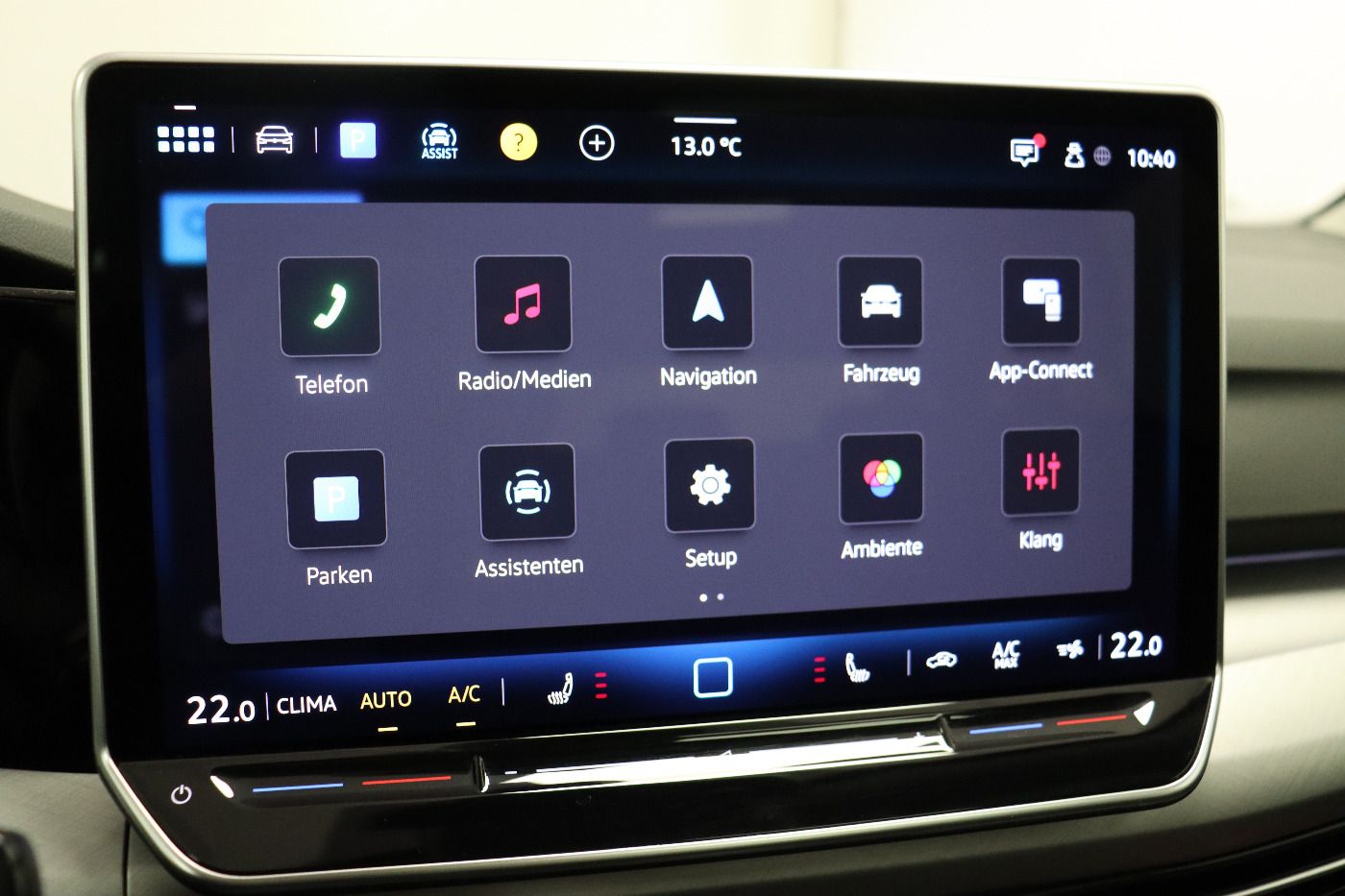 Fahrzeugabbildung Volkswagen Golf VIII Variant 1.5 TSI Life CarPlay|h/k|HUD|S