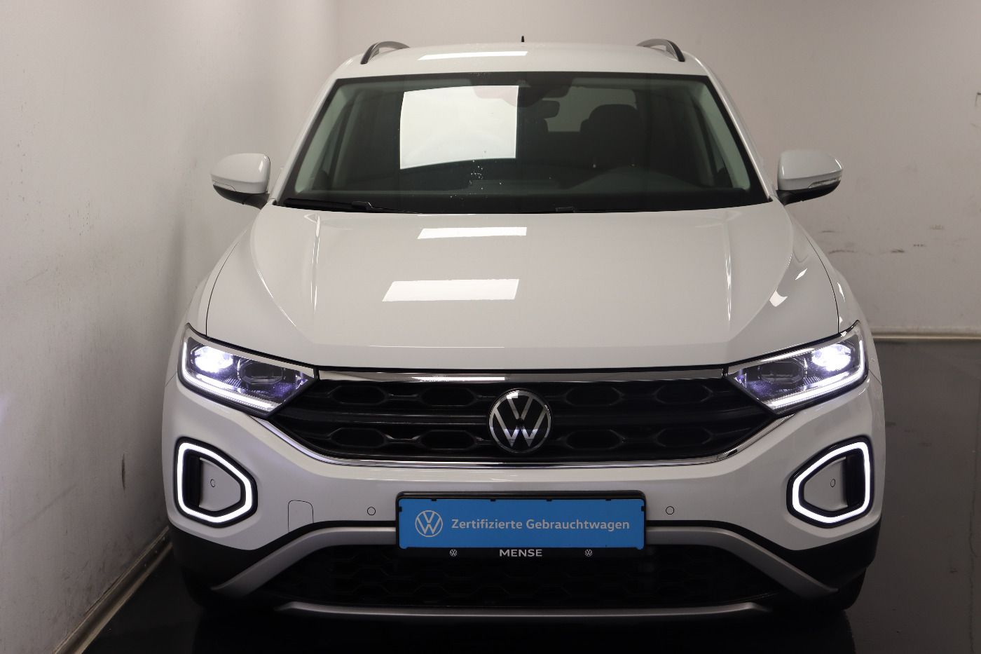 Fahrzeugabbildung Volkswagen T-Roc 1.0 TSI Life CarPlay|LED|Navi|VirtualCP|PD