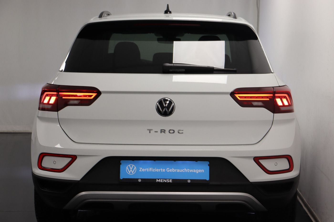 Fahrzeugabbildung Volkswagen T-Roc 1.0 TSI Life CarPlay|LED|Navi|VirtualCP|PD