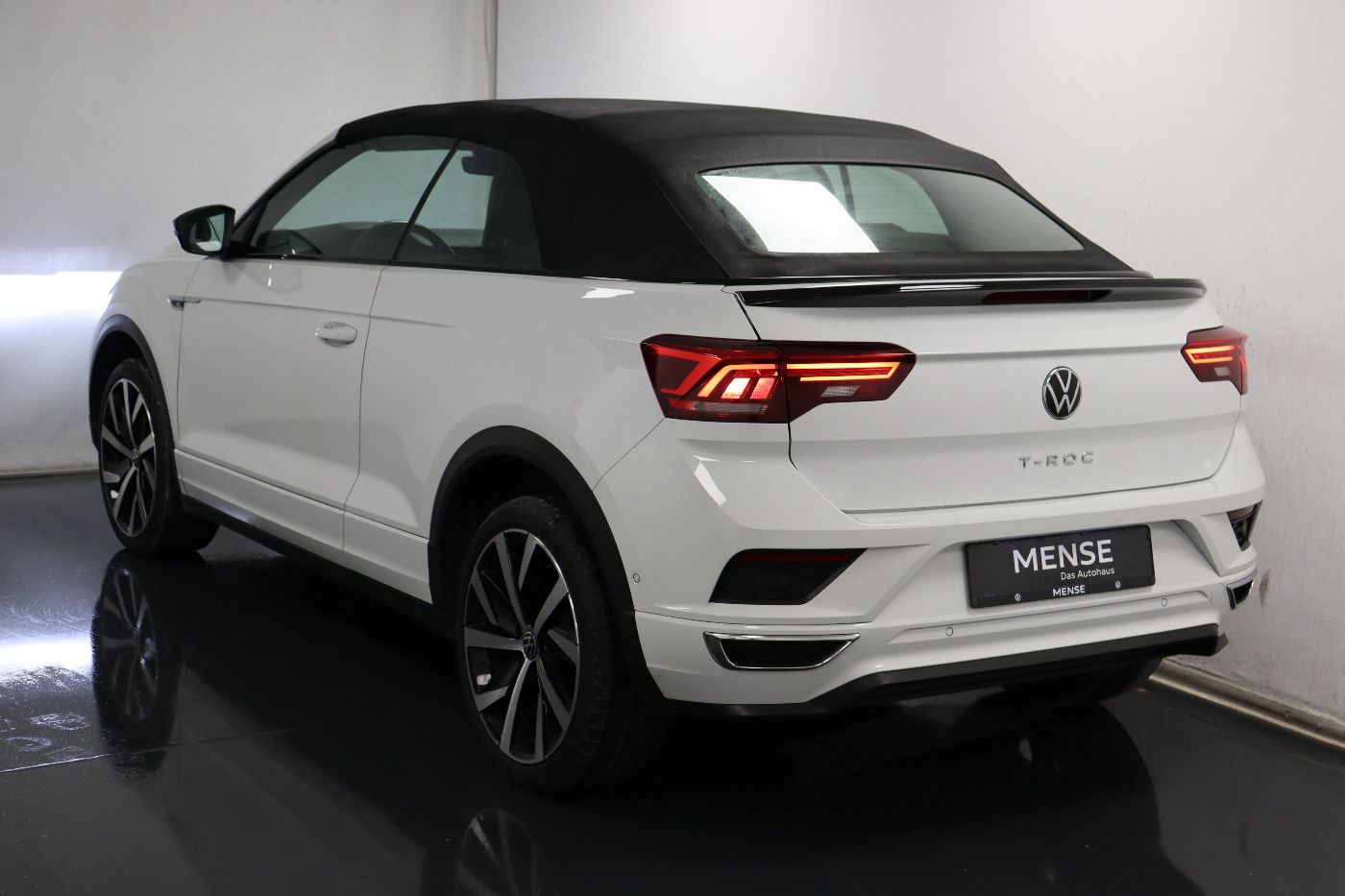 Fahrzeug autohaus mense Fahrzeugabbildung Volkswagen T-Roc Cabriolet 1.5 TSI DSG R-Line Beats|CarPlay
