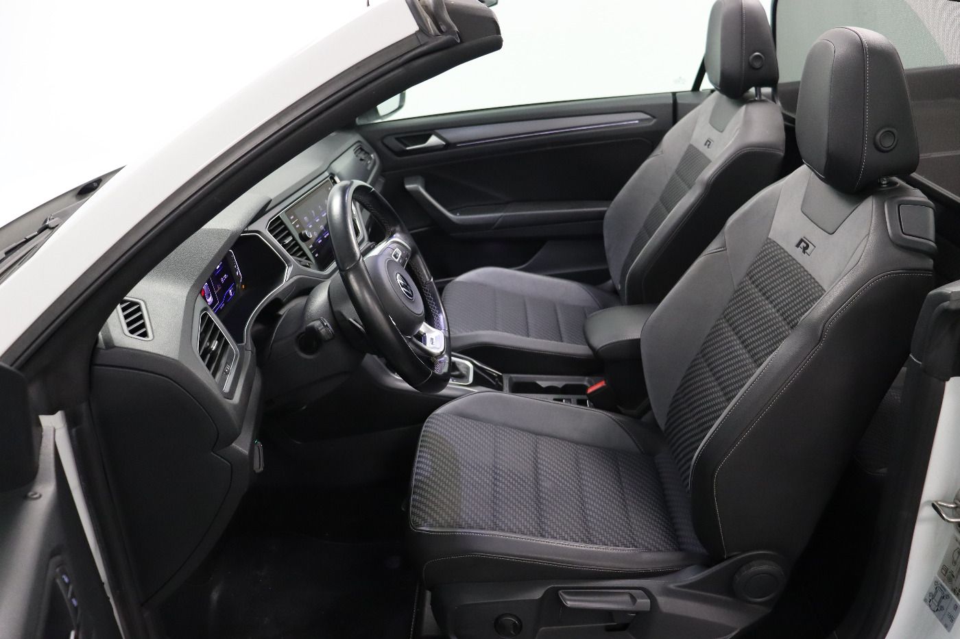 Fahrzeug autohaus mense Fahrzeugabbildung Volkswagen T-Roc Cabriolet 1.5 TSI DSG R-Line Beats|CarPlay