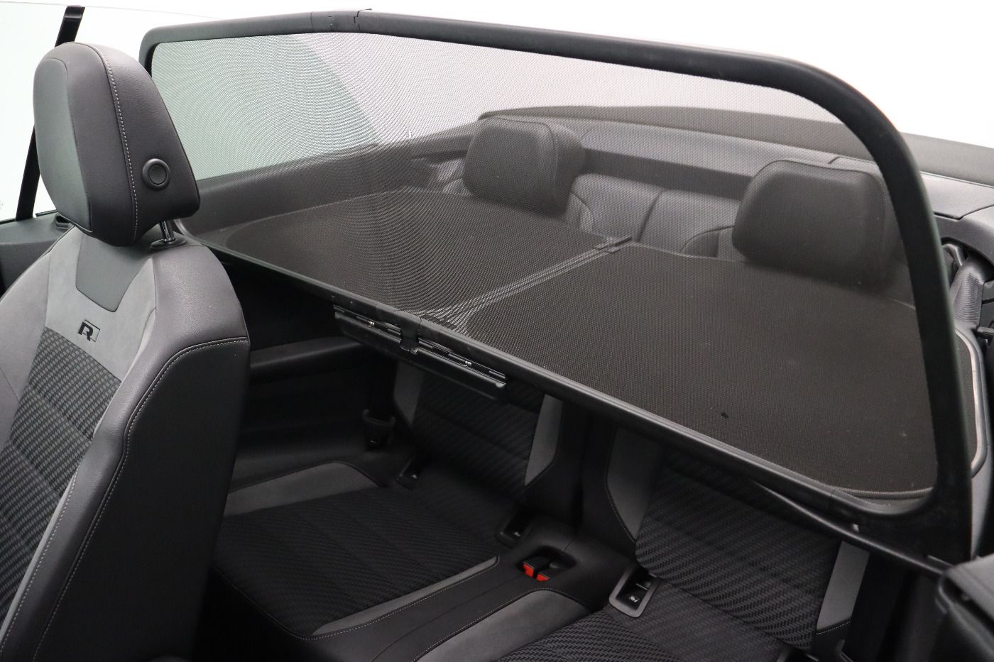 Fahrzeug autohaus mense Fahrzeugabbildung Volkswagen T-Roc Cabriolet 1.5 TSI DSG R-Line Beats|CarPlay