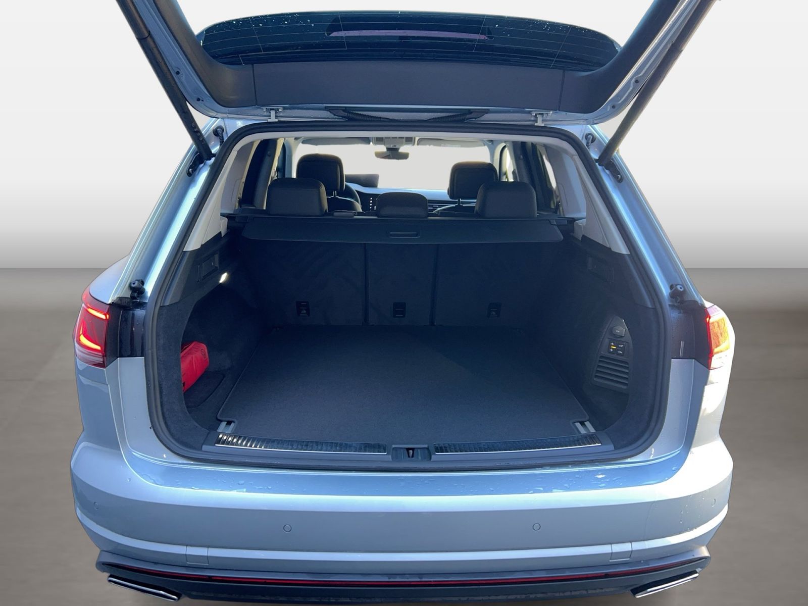 Fahrzeugabbildung Volkswagen Touareg 3.0 TDI 4 Motion tiptronic Elegance AHK