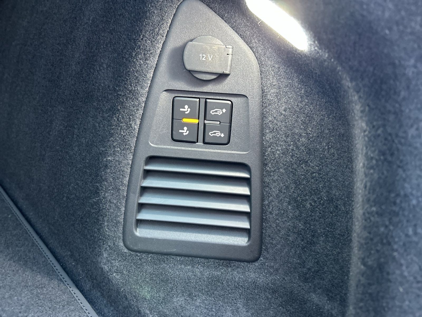 Fahrzeugabbildung Volkswagen Touareg 3.0 TDI 4 Motion tiptronic Elegance AHK