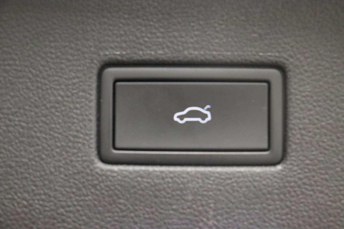 Fahrzeug autohaus mense Fahrzeugabbildung Volkswagen Tiguan Allspace 2.0 TDI DSG 4M R line AHK