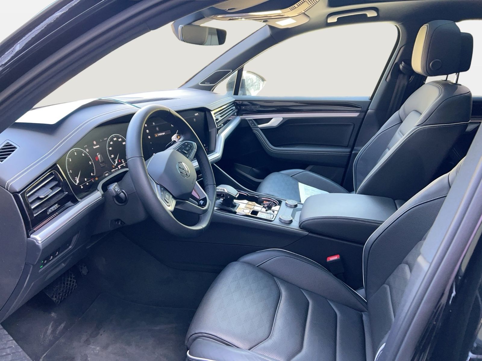 Fahrzeugabbildung Volkswagen Touareg 3.0 TDI 4Motion tiptronic Elegance AHK