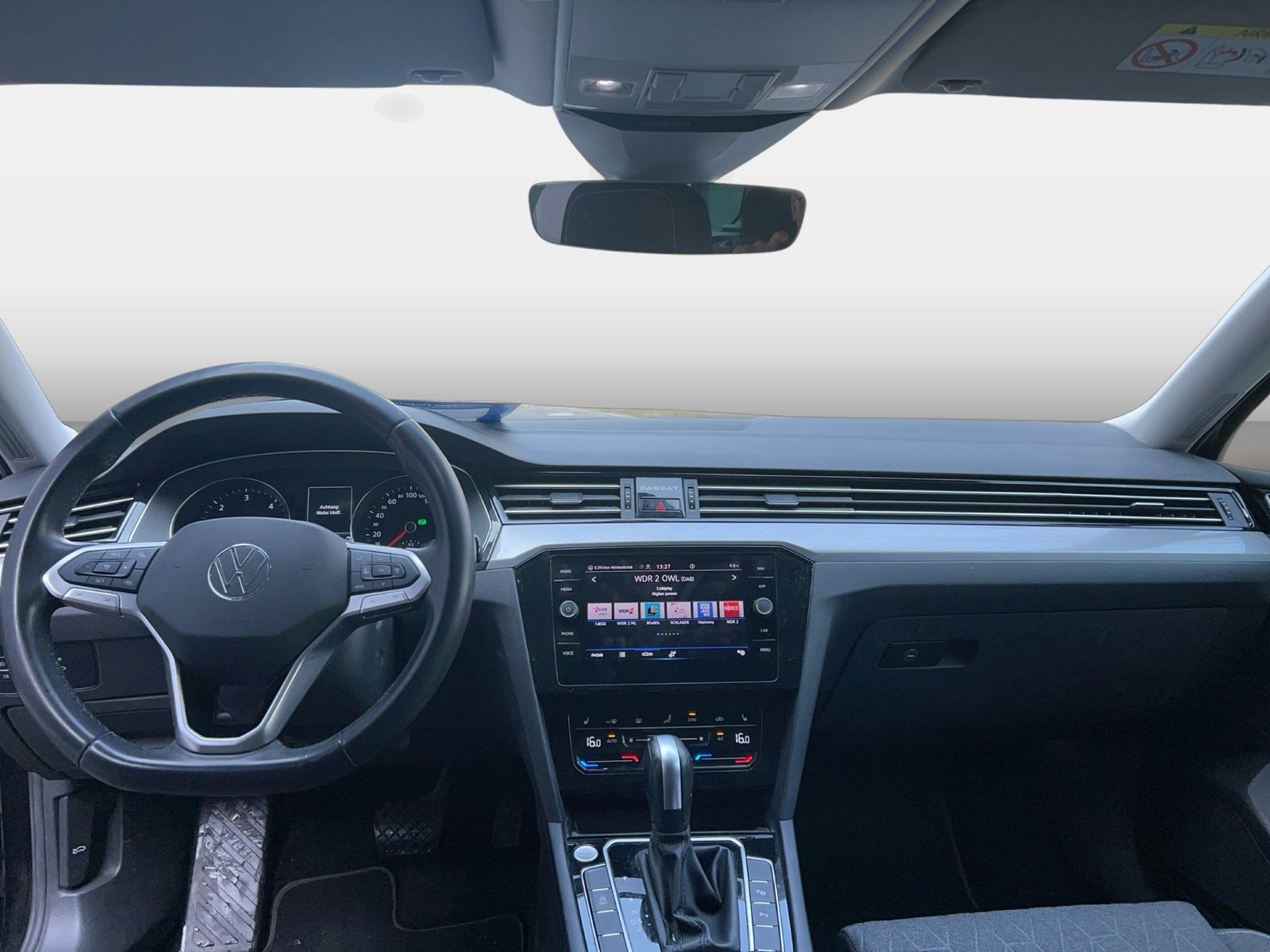 Fahrzeugabbildung Volkswagen Passat Variant 2.0 TDI DSG Business IQ.Light|h/k
