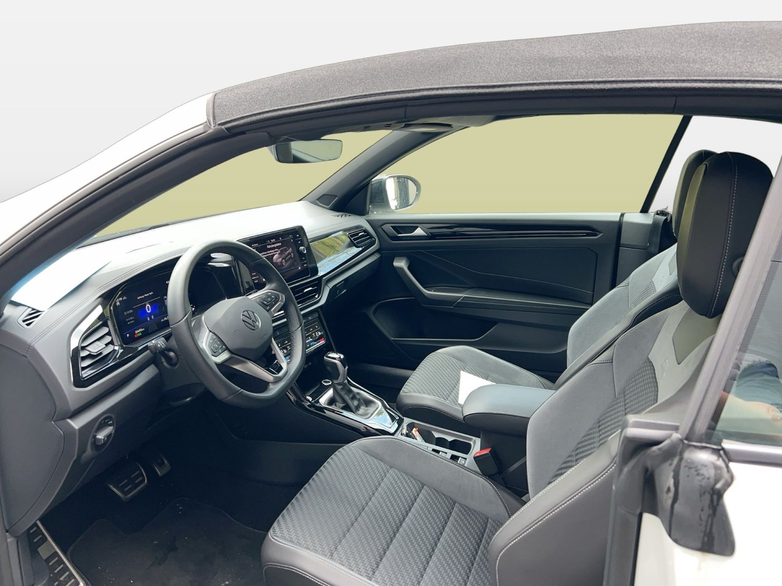 Fahrzeug autohaus mense Fahrzeugabbildung Volkswagen T-Roc Cabriolet 1.5 TSI DSG R-line IQ.Light|ACC