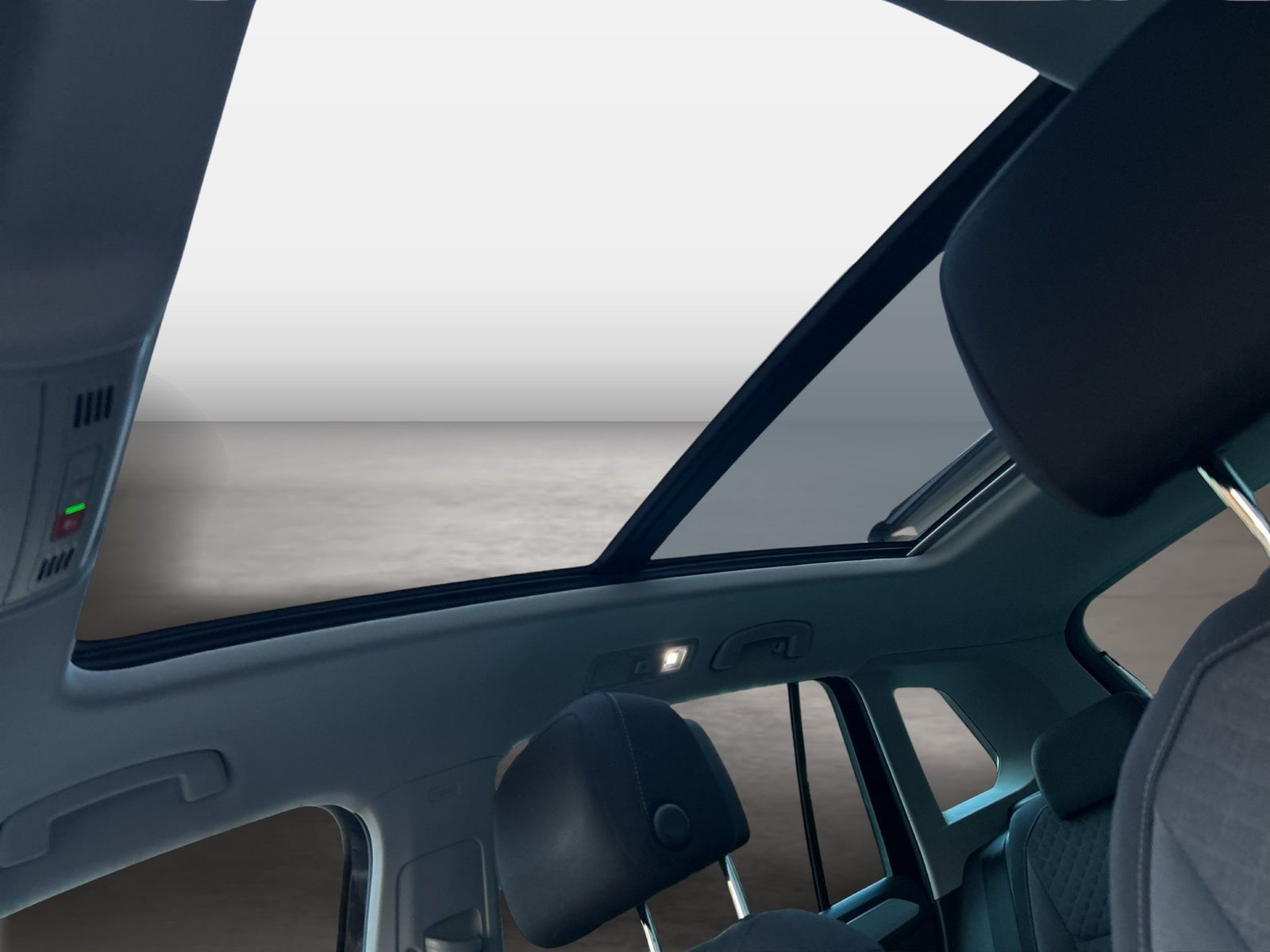 Fahrzeugabbildung Volkswagen Tiguan 2.0 TSI DSG R-Line CarPlay|AHK|Pano|SD|LM