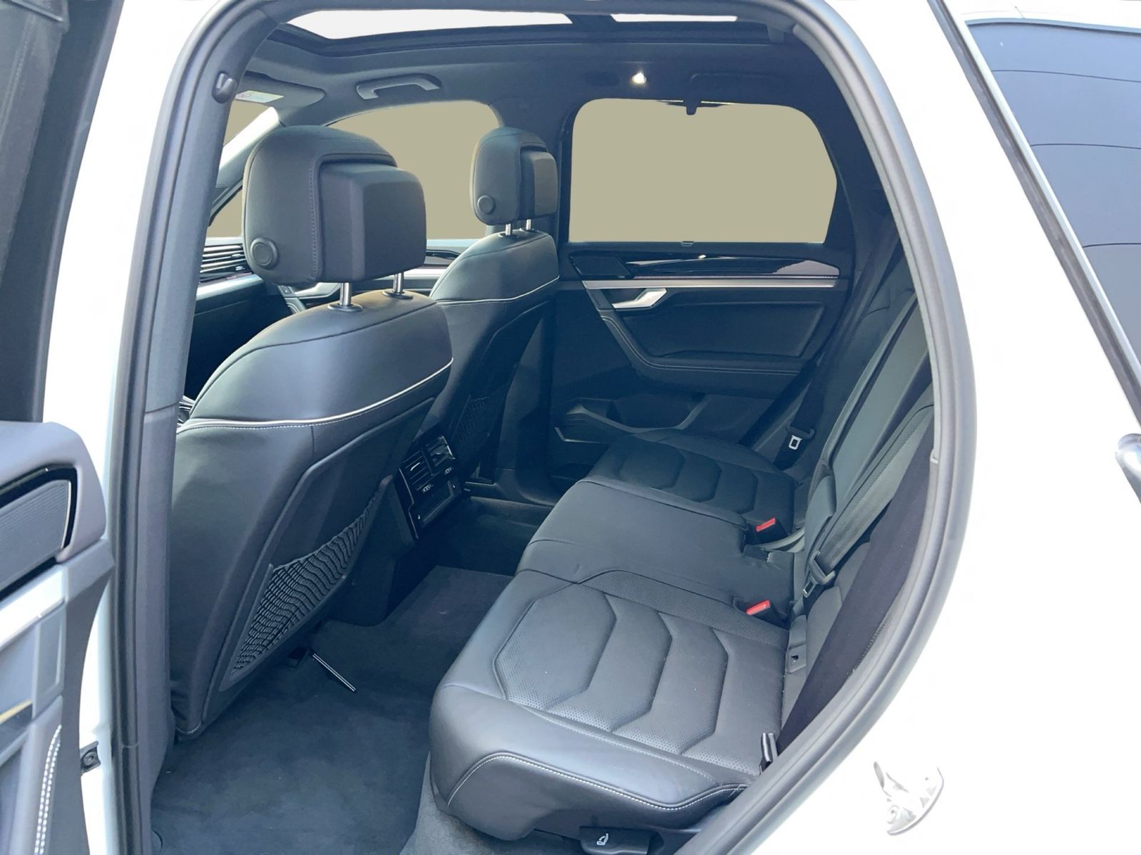 Fahrzeugabbildung Volkswagen Touareg 3.0 TDI DSG 4Motion IQ.Light|Matrix|AHK
