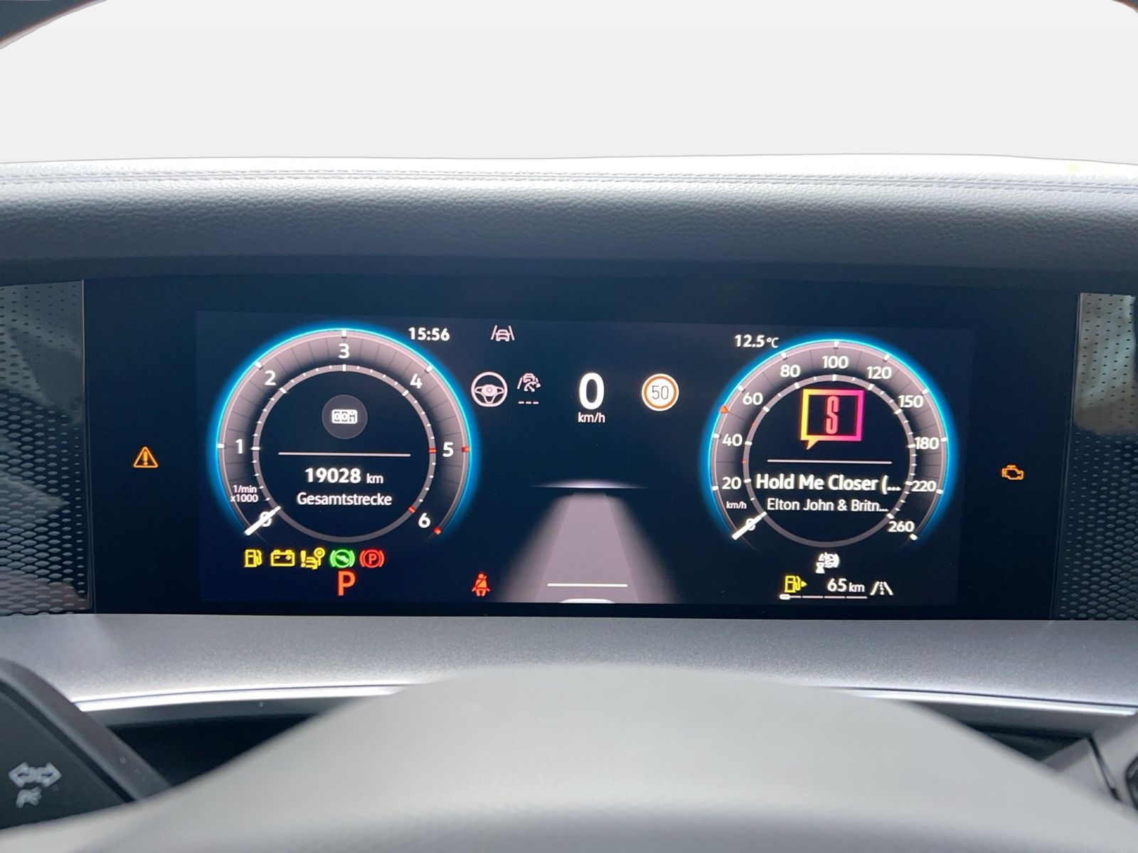 Fahrzeugabbildung Volkswagen Tayron 2.0 TDI DSG 4Motion Life AHK