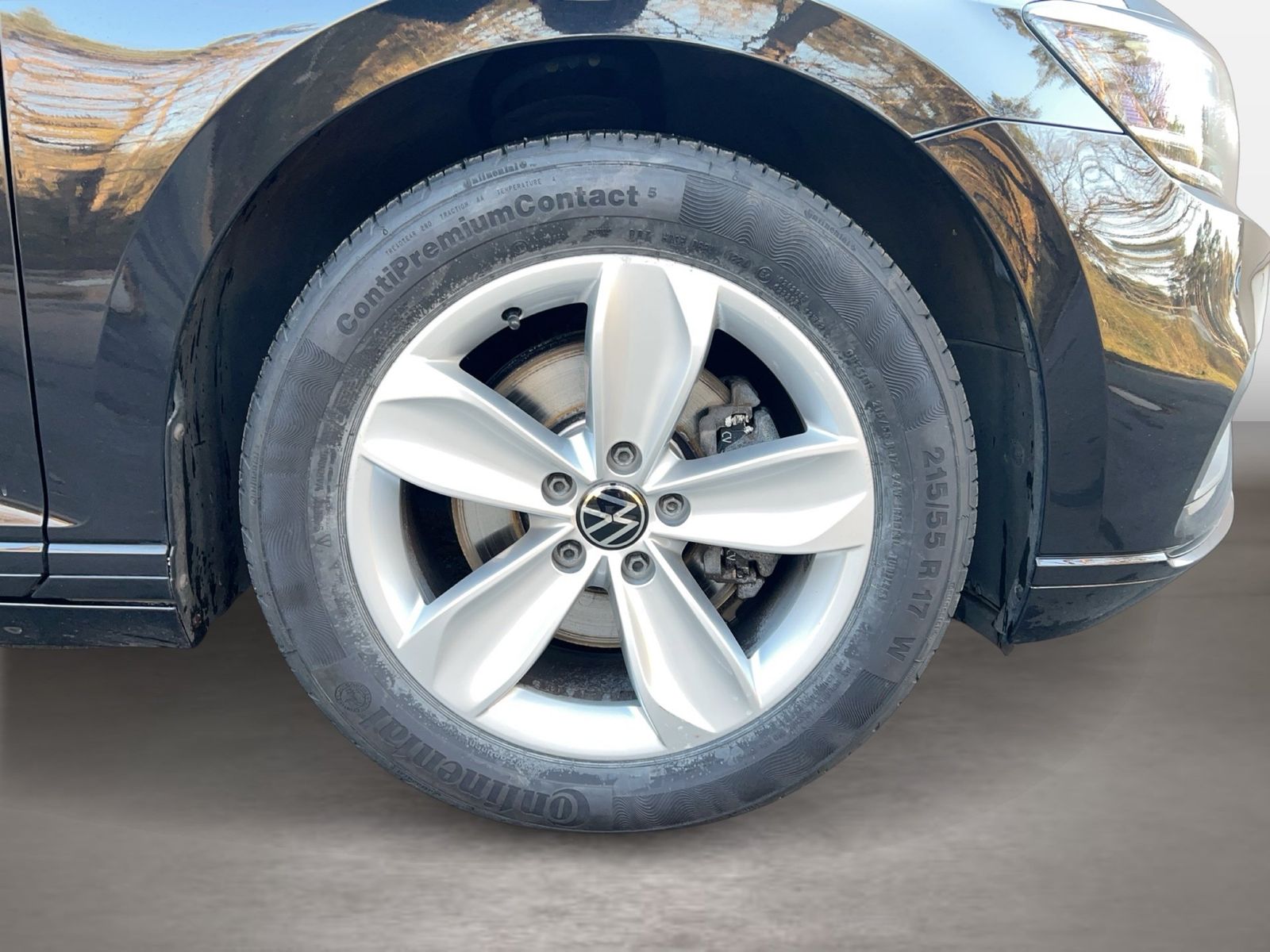 Fahrzeugabbildung Volkswagen Passat Variant 2.0 TDI 4Motion DSG Business AHK