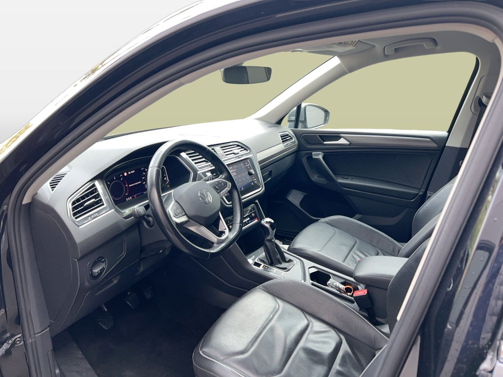 Fahrzeugabbildung Volkswagen Tiguan Allspace 2.0 TDI Life AHK|ACC|Bel.Sitz|LM