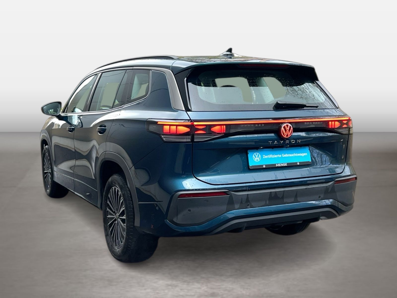 Fahrzeugabbildung Volkswagen Tayron 2.0 TDI 4 Motion DSG Life IQ.Light|Matrix