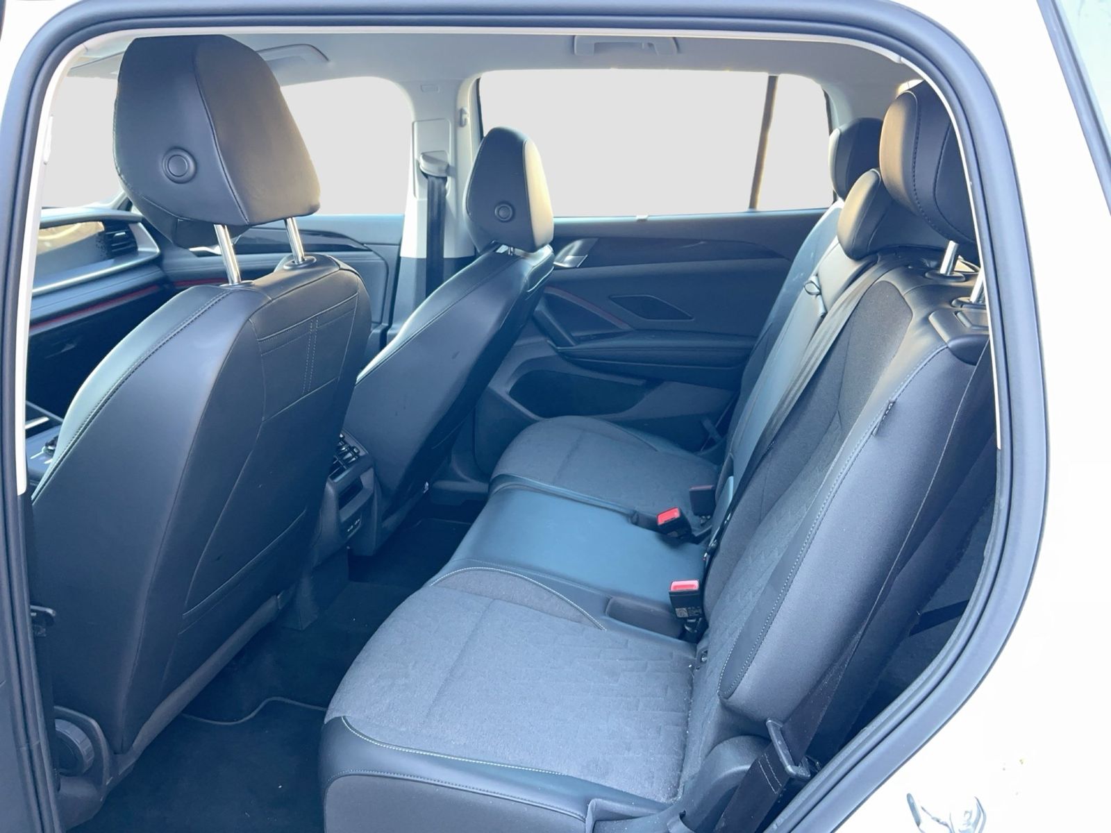 Fahrzeug autohaus mense Fahrzeugabbildung Volkswagen Tayron 2.0 TDI 4 Motion DSG Life IQ.Light|Matrix
