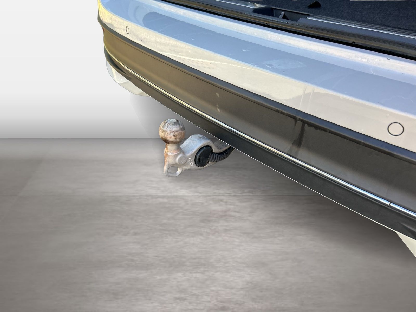 Fahrzeug autohaus mense Fahrzeugabbildung Volkswagen Passat Variant 1.5 TSI eHybrid Business DSG CarP