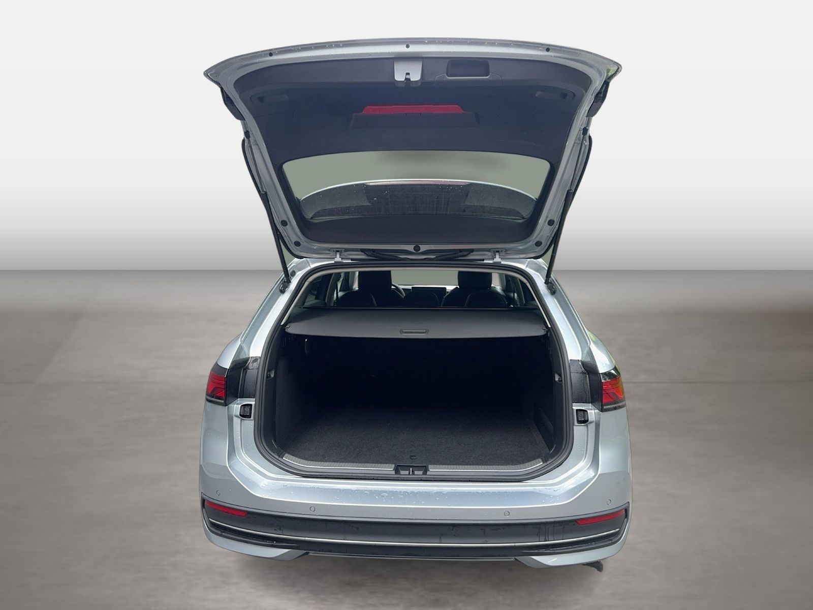 Fahrzeugabbildung Volkswagen Passat Variant 1.5 TSI eHybrid Business DSG CarP