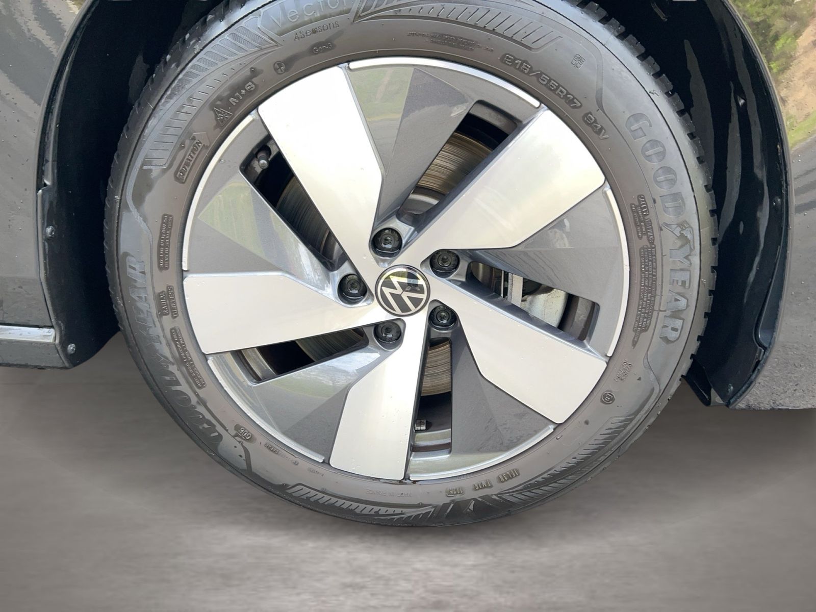 Fahrzeug autohaus mense Fahrzeugabbildung Volkswagen Passat Variant 1.5 TSI eHybrid Business DSG CarP