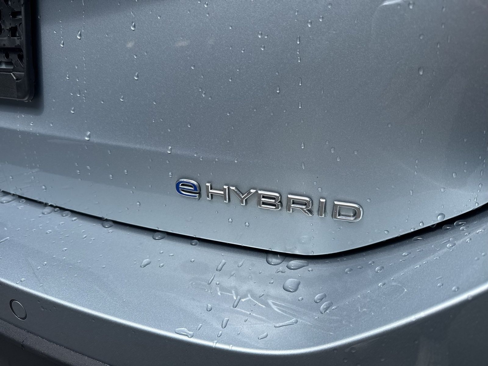 Fahrzeugabbildung Volkswagen Passat Variant 1.5 TSI eHybrid DSG Business CarP