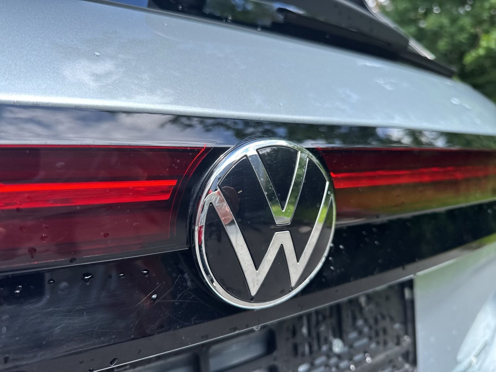 Fahrzeugabbildung Volkswagen Passat Variant 1.5 TSI eHybrid DSG Business CarP
