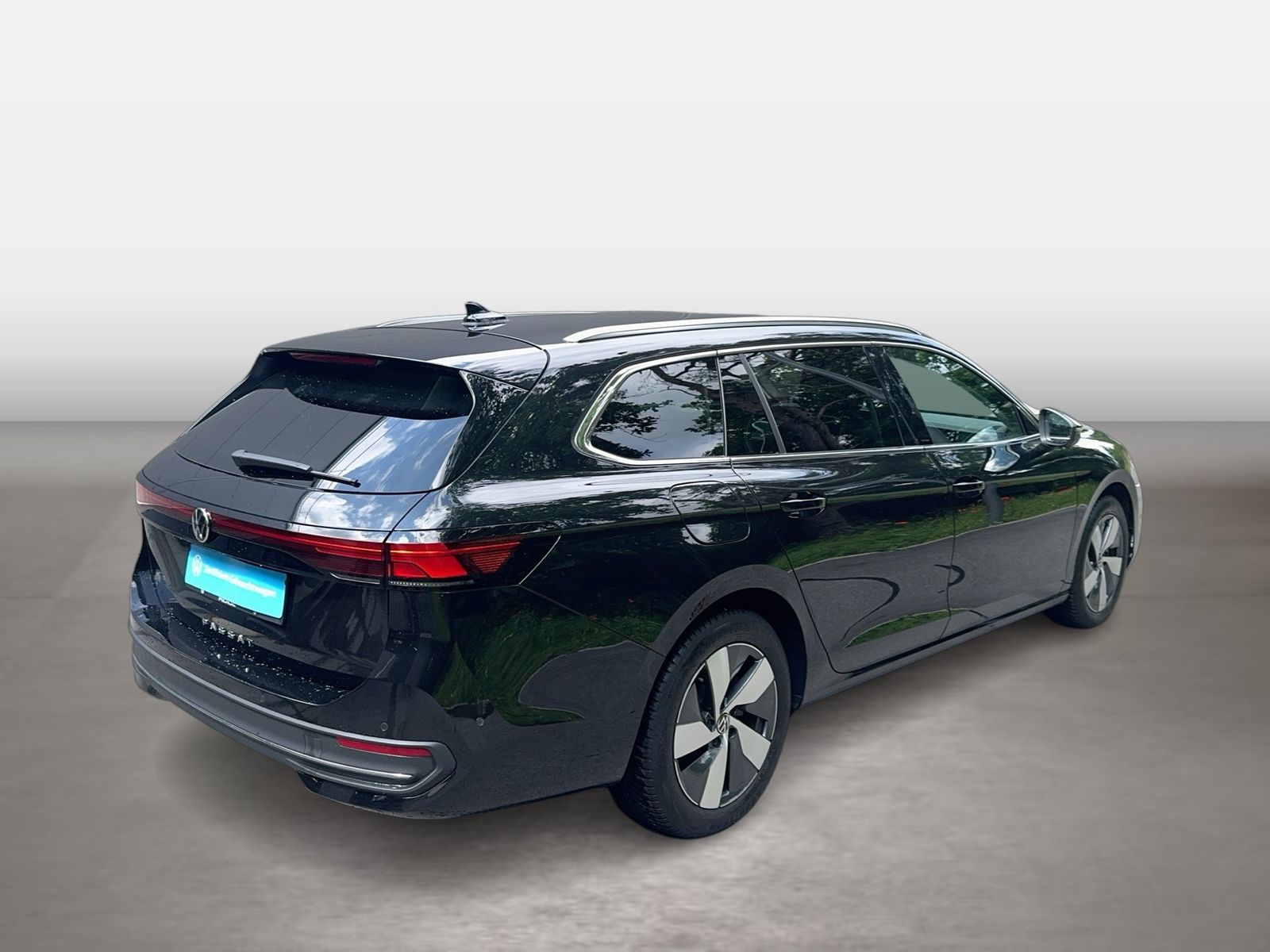 Fahrzeugabbildung Volkswagen Passat Variant 1.5 TSI eHybrid DSG Business CarP