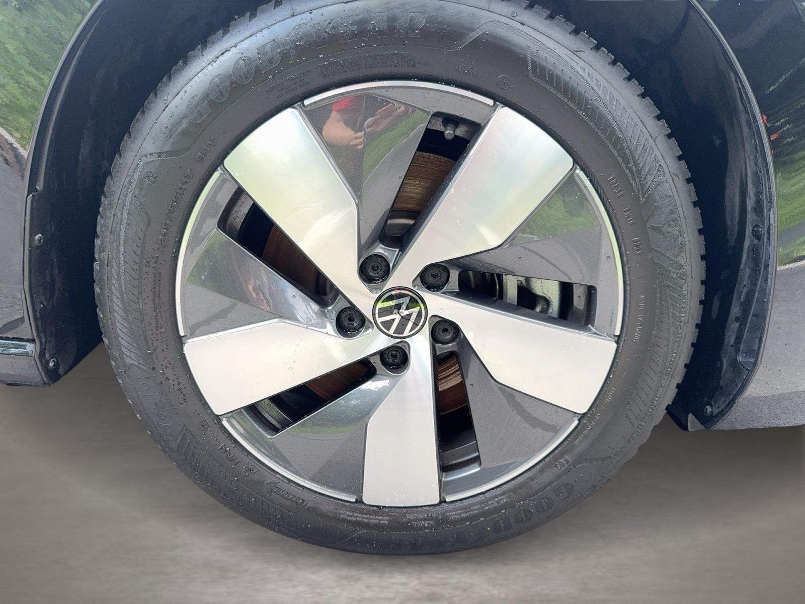 Fahrzeugabbildung Volkswagen Passat Variant 1.5 TSI eHybrid DSG Business CarP