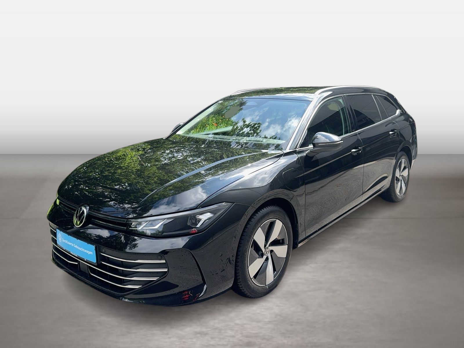 Fahrzeugabbildung Volkswagen Passat Variant 1.5 TSI eHybrid DSG Business CarP