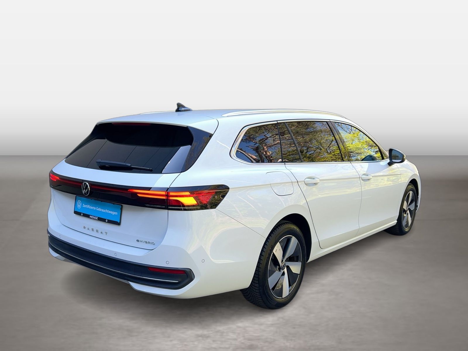 Fahrzeug autohaus mense Fahrzeugabbildung Volkswagen Passat Variant 1.5 TSI eHybrid DSG Business AHK