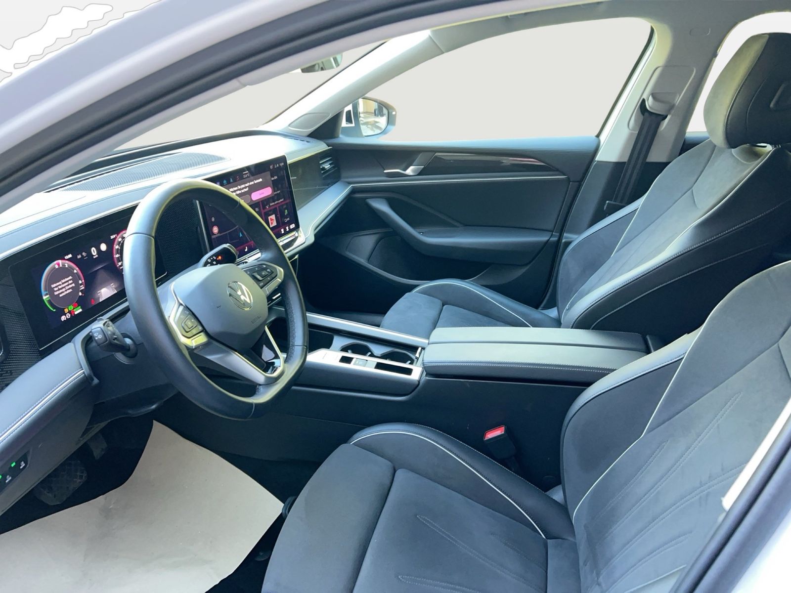 Fahrzeug autohaus mense Fahrzeugabbildung Volkswagen Passat Variant 1.5 TSI eHybrid DSG Business AHK