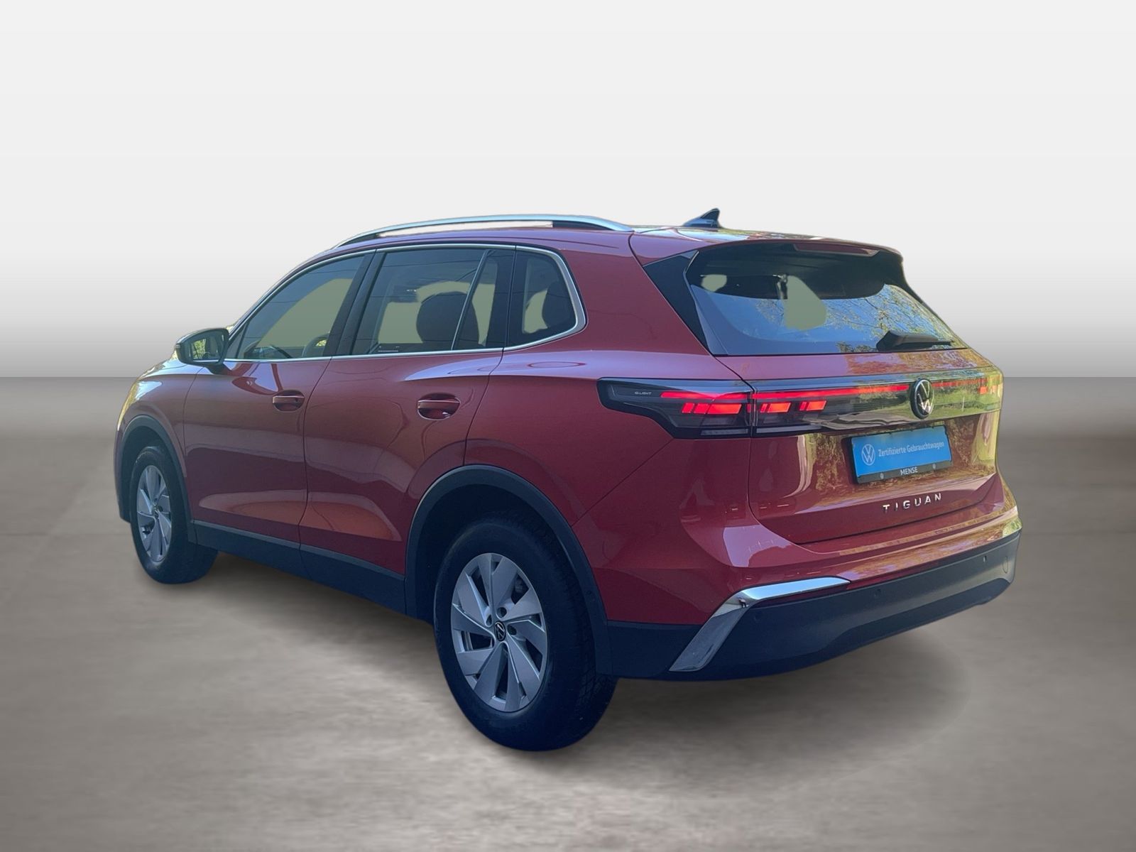Fahrzeugabbildung Volkswagen Tiguan 2.0 TDI DSG Elegance CarPlay|AHK|ACC|LED