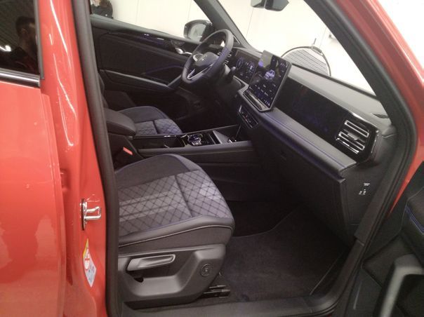 Fahrzeugabbildung Volkswagen Tiguan 2.0 TSI 4 Motion DSG R-Line IQ.Light|h/k