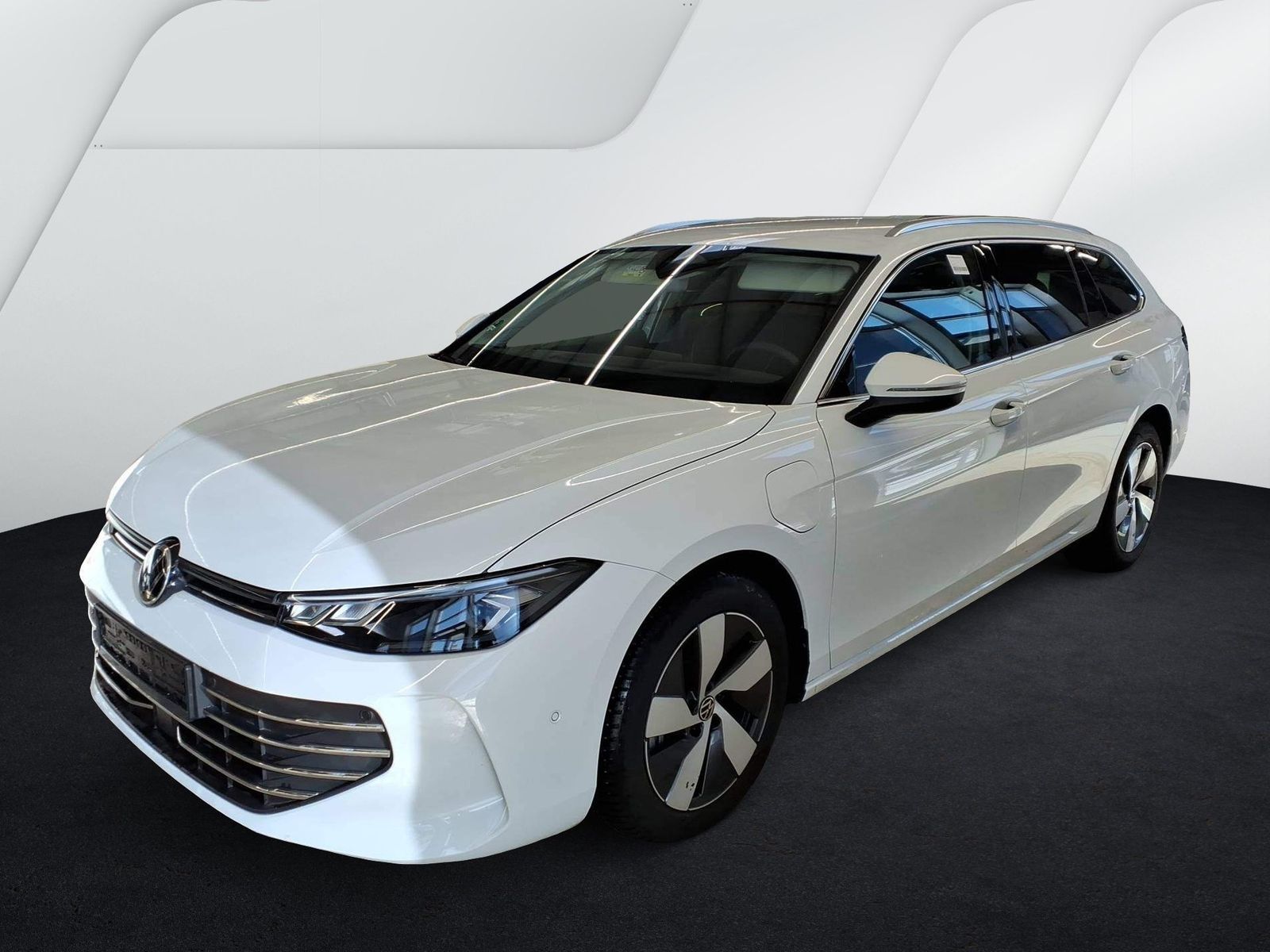 Fahrzeug autohaus mense Fahrzeugabbildung Volkswagen Passat Variant 1.5 TSI eHybrid DSG Business AHK